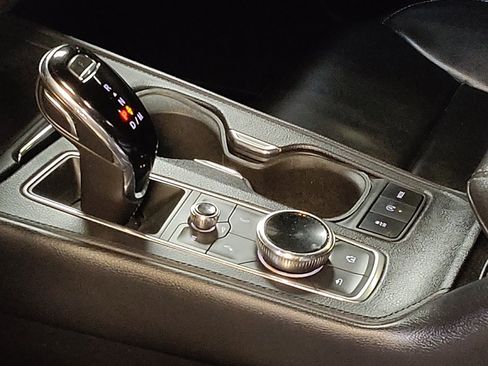 Used 2020 Cadillac XT4 Premium Luxury w/ Driver Awareness Package image 26