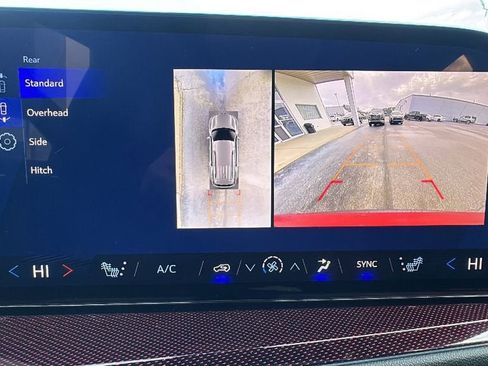 New 2026 Chevrolet Traverse Z71 w/ Enhanced Driving Package image 28