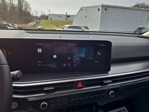 Used 2025 Kia Sorento S w/ Panoramic Sunroof Package image 18