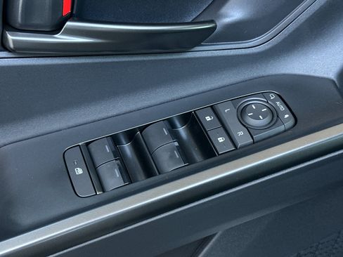 New 2026 Toyota C-HR AWD/4WD image 13