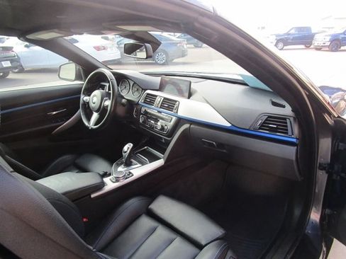 Used 2017 BMW 430i xDrive Convertible image 17