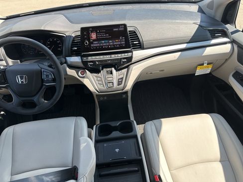 Used 2026 Honda Odyssey EX-L image 31