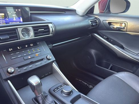 Used 2015 Lexus IS 250 250 image 20