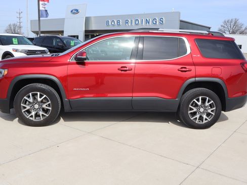 Used 2023 GMC Acadia SLE w/ Driver Convenience Package image 9