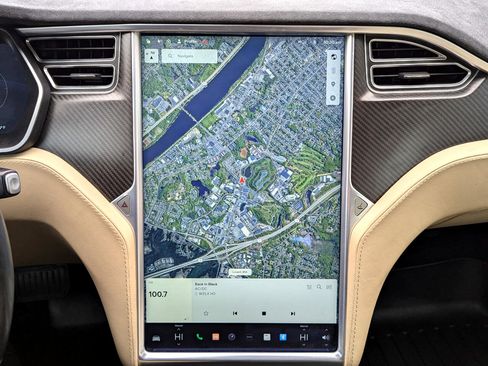 Used 2015 Tesla Model S AWD image 20