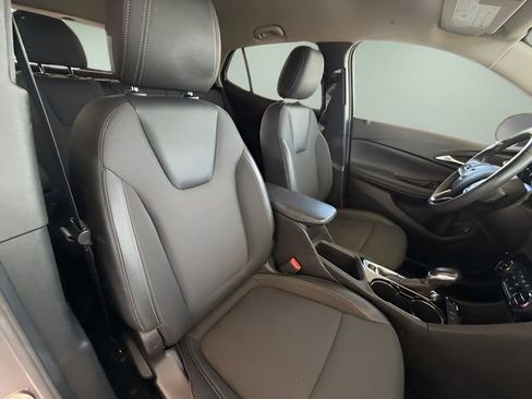 Used 2023 Buick Encore GX Select image 37
