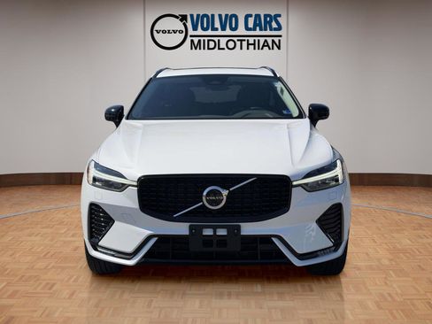 Used 2024 Volvo XC60 B5 Plus w/ Protection Package Premier AWD/4WD image 24