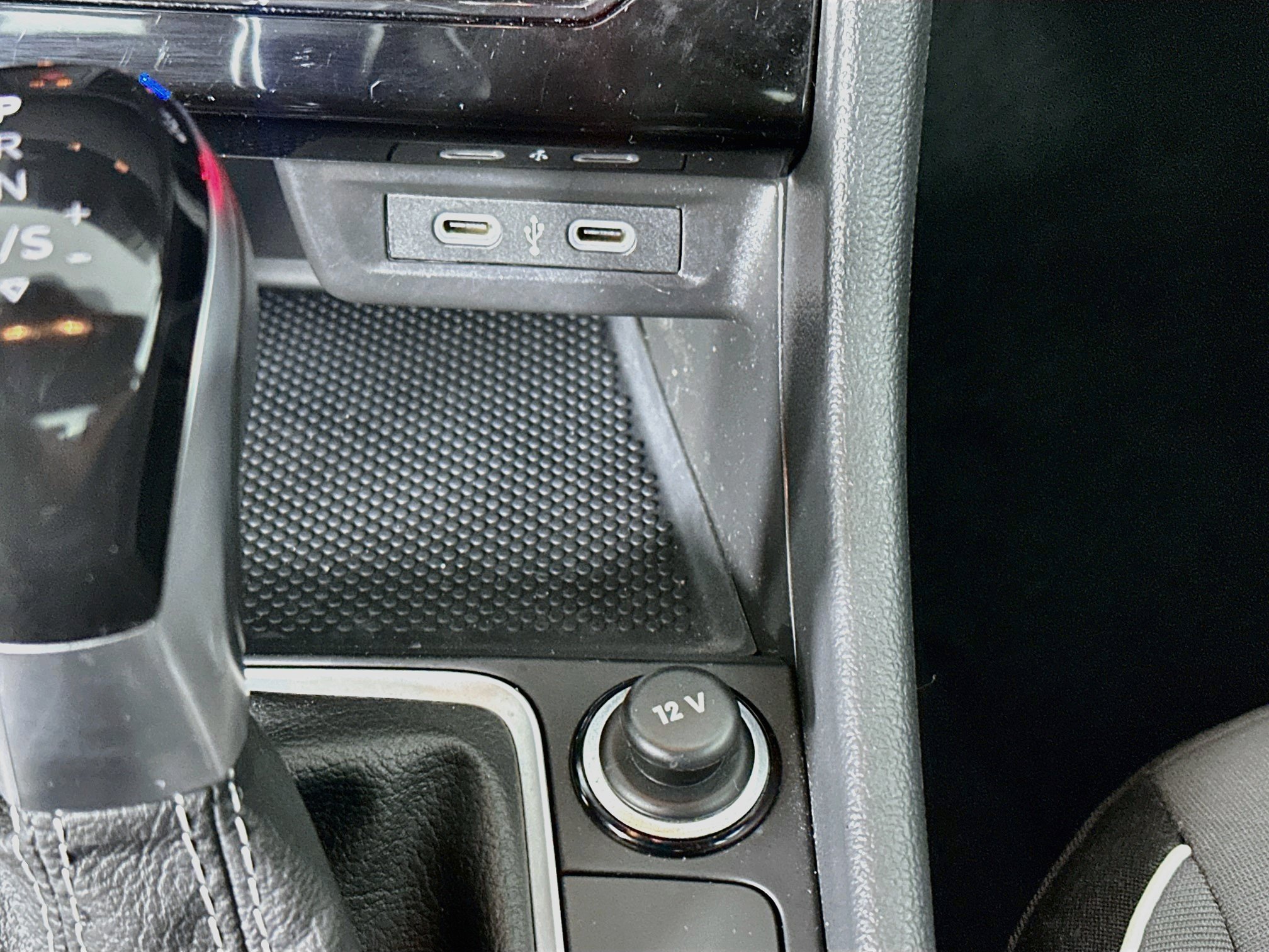 Used 2025 Volkswagen Jetta Sport FWD image 25