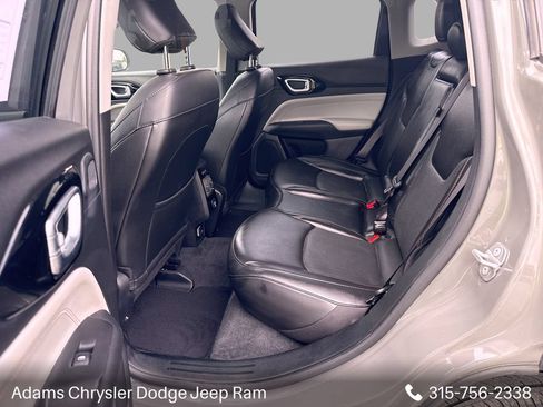 Used 2022 Jeep Compass Limited w/ Sun and Sound Group AWD/4WD image 10