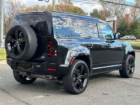 Used 2023 Land Rover Defender 110 X-Dynamic SE image 6