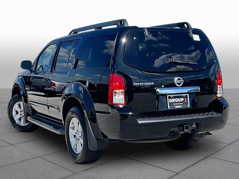 Used 2012 Nissan Pathfinder SV RWD image 11
