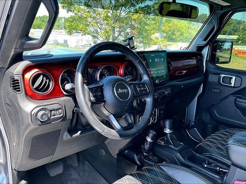 Used 2018 Jeep Wrangler Unlimited Sport S AWD/4WD image 5