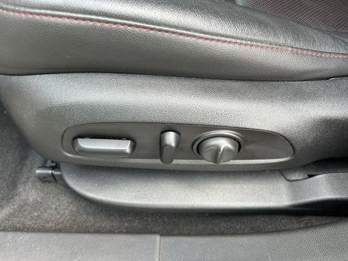 Used 2019 Chevrolet Blazer RS AWD/4WD image 25