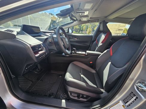 New 2026 Toyota Prius Plug-In Hybrid image 16