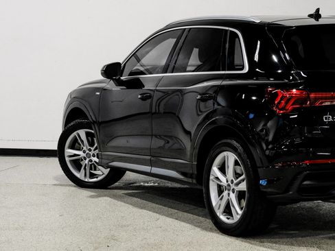 Used 2020 Audi Q3 2.0T Premium w/ Convenience Package AWD/4WD image 14