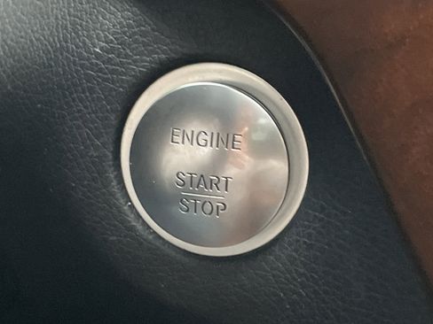 Used 2017 Mercedes-Benz GLE 350 4MATIC image 30