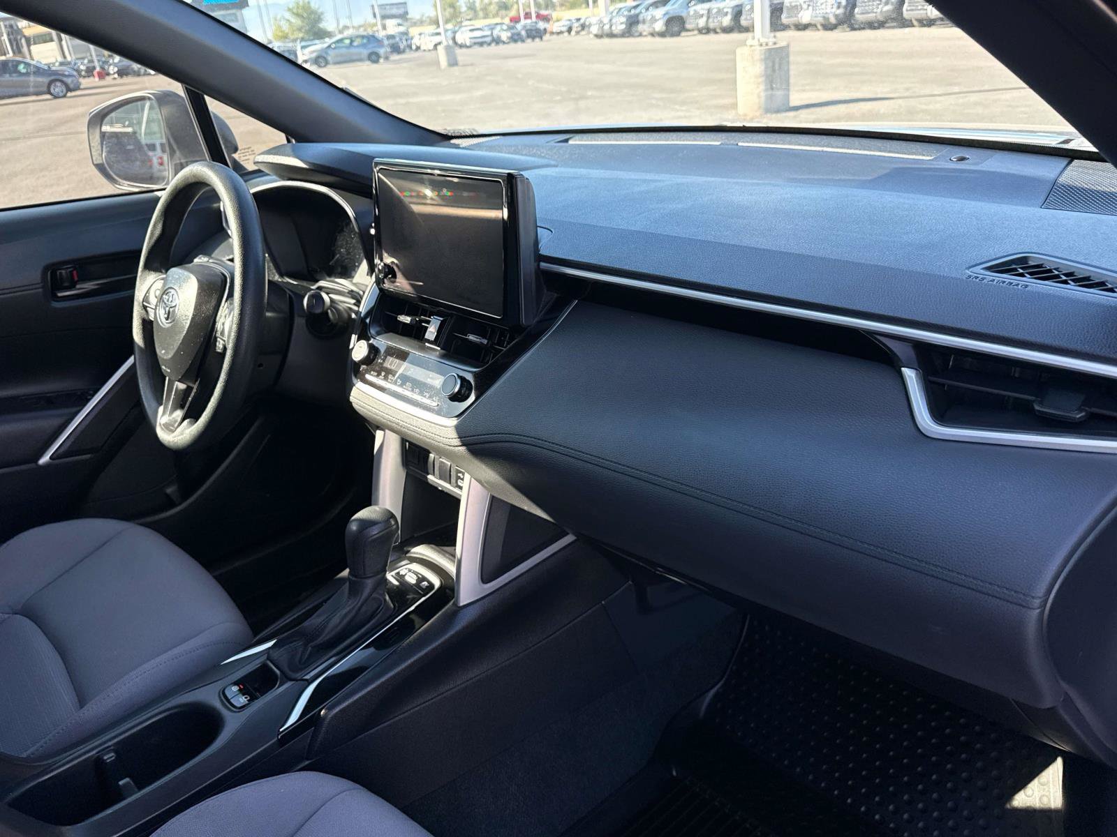 Used 2025 Toyota Corolla Cross AWD Hybrid image 18