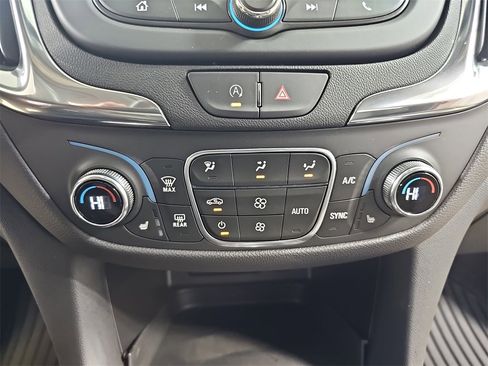 Certified 2024 Chevrolet Equinox LT image 29