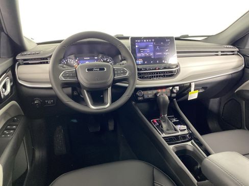 New 2026 Jeep Compass Limited AWD/4WD image 14