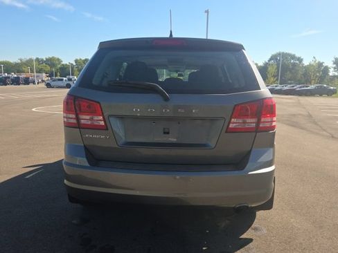 Used 2012 Dodge Journey American Value Package w/ Flexible Seating Group FWD image 8