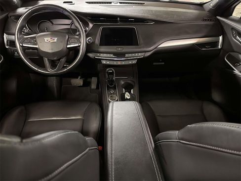 Used 2023 Cadillac XT4 Premium Luxury image 18