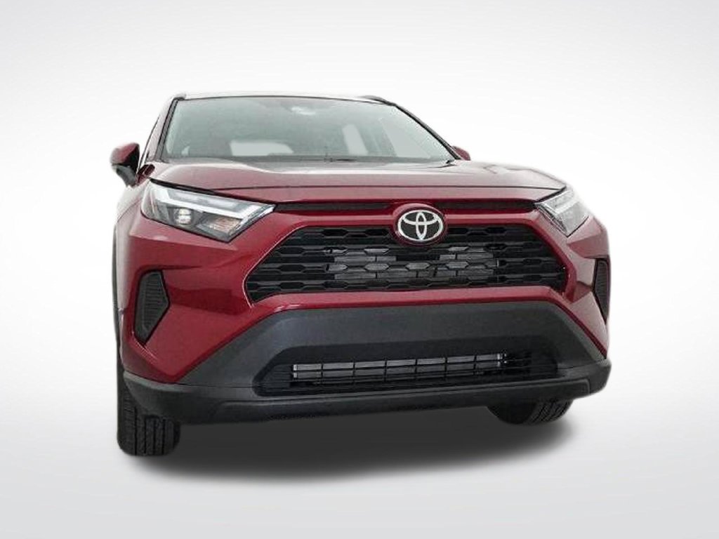 Used 2025 Toyota RAV4 XLE w/ Convenience Package FWD image 34