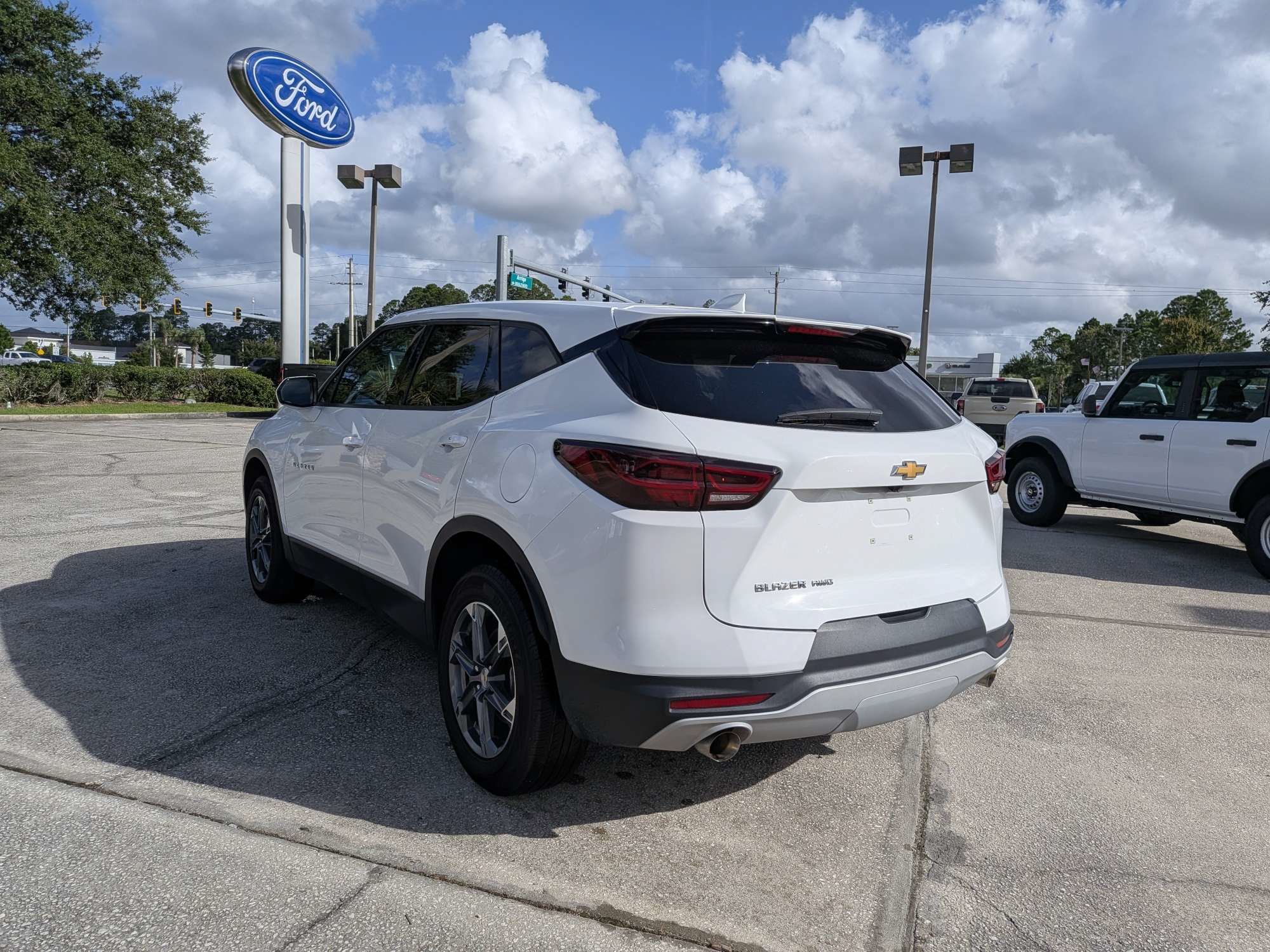 Used 2025 Chevrolet Blazer LT AWD/4WD image 6