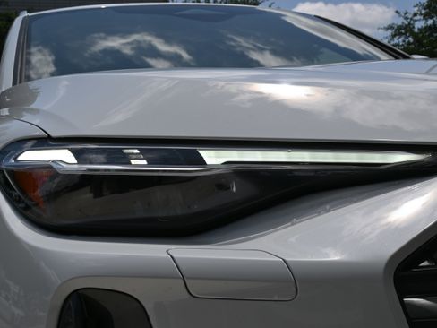 Used 2025 Audi Q5 Premium Plus image 11