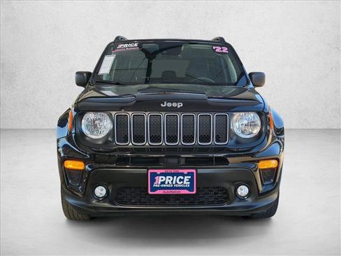 Used 2022 Jeep Renegade Latitude AWD/4WD image 2