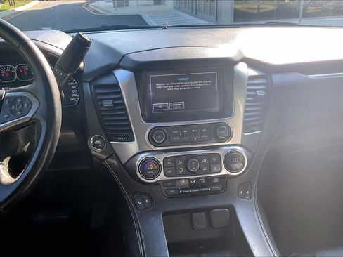 Used 2019 Chevrolet Tahoe LT AWD/4WD image 6