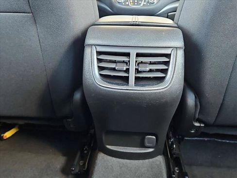 Used 2024 Chevrolet Malibu LT FWD image 15