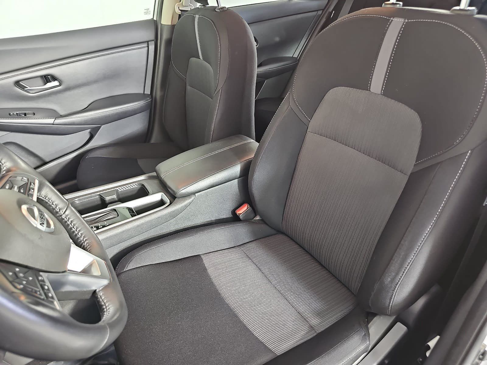 Used 2021 Nissan Sentra SV FWD image 13
