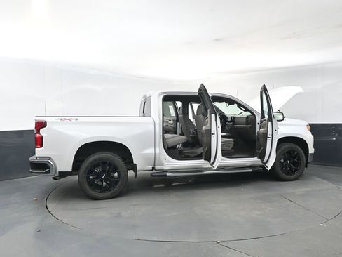 Used 2022 Chevrolet Silverado 1500 LTZ w/ LTZ Convenience Package II image 30