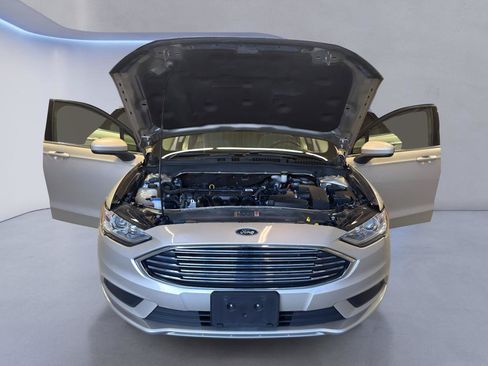 Used 2017 Ford Fusion S FWD image 10