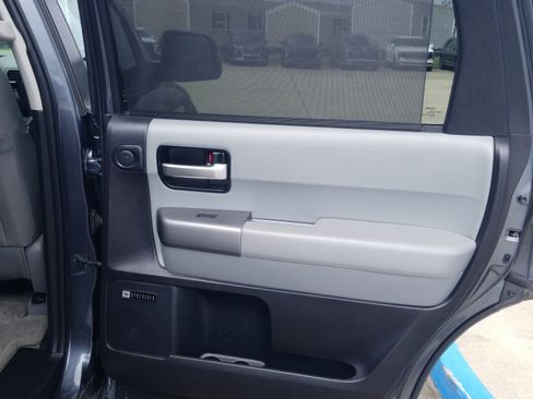Used 2010 Toyota Sequoia Limited RWD image 14