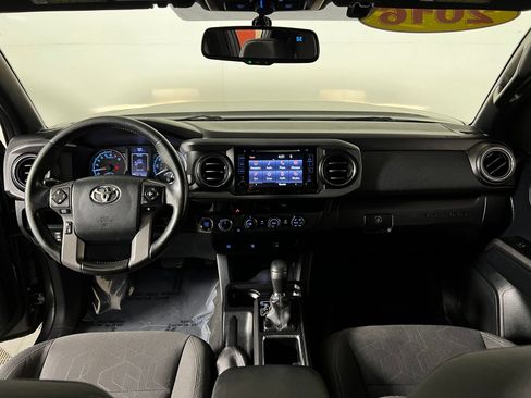 Used 2016 Toyota Tacoma TRD Off-Road w/ Towing Package AWD/4WD image 22
