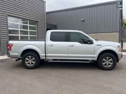 Used 2019 Ford F150 XLT w/ Equipment Group 302A Luxury AWD/4WD image 4