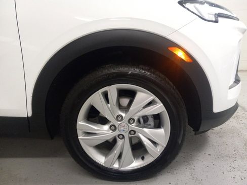 Used 2025 Buick Encore GX Preferred image 3