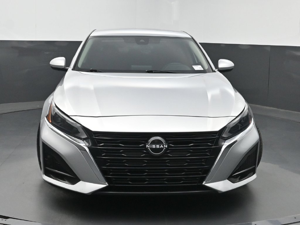 Used 2023 Nissan Altima 2.5 SV FWD image 36