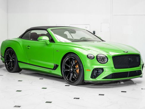Certified 2024 Bentley Continental GT V8 AWD/4WD image 12
