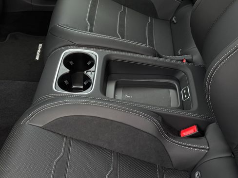 Used 2024 Mercedes-Benz AMG GT 43 image 57