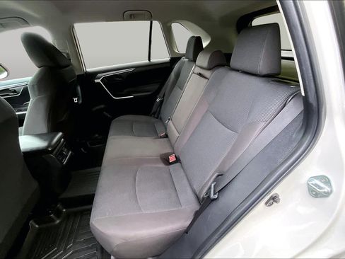 Certified 2023 Toyota RAV4 LE AWD/4WD image 19