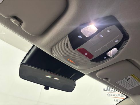 Used 2025 Kia K4 FWD image 19