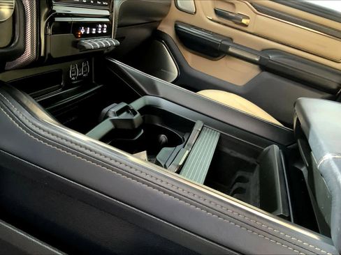 Used 2020 RAM 1500 Limited image 29