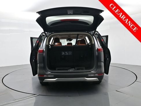 Used 2023 Kia Carnival SX Prestige image 47