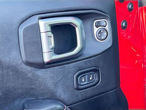 Certified 2020 Jeep Gladiator Rubicon image 18