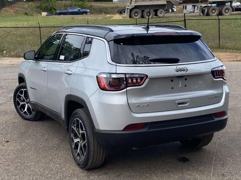 New 2026 Jeep Compass Limited AWD/4WD image 34