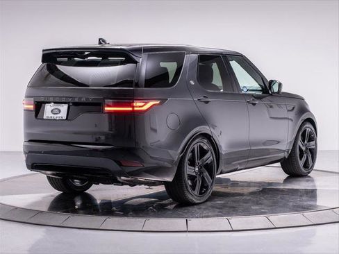 New 2025 Land Rover Discovery Dynamic SE image 10