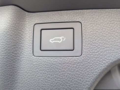 Used 2018 Hyundai Santa Fe Sport w/ 2.4L Tech Package 04 image 14