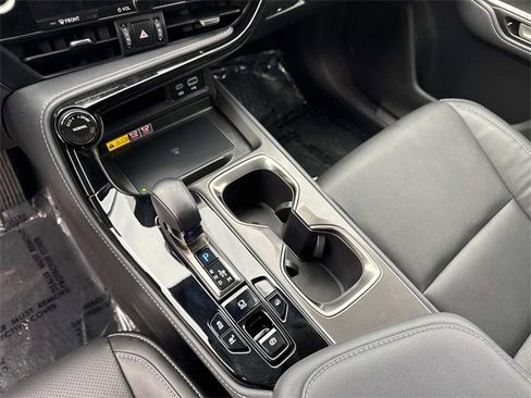 Certified 2025 Lexus NX 350 AWD image 25
